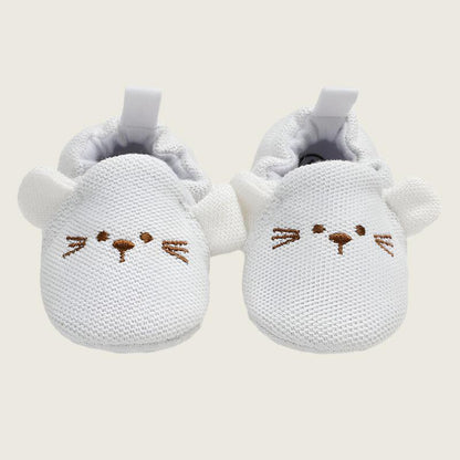 Knitted Mouse Shoes