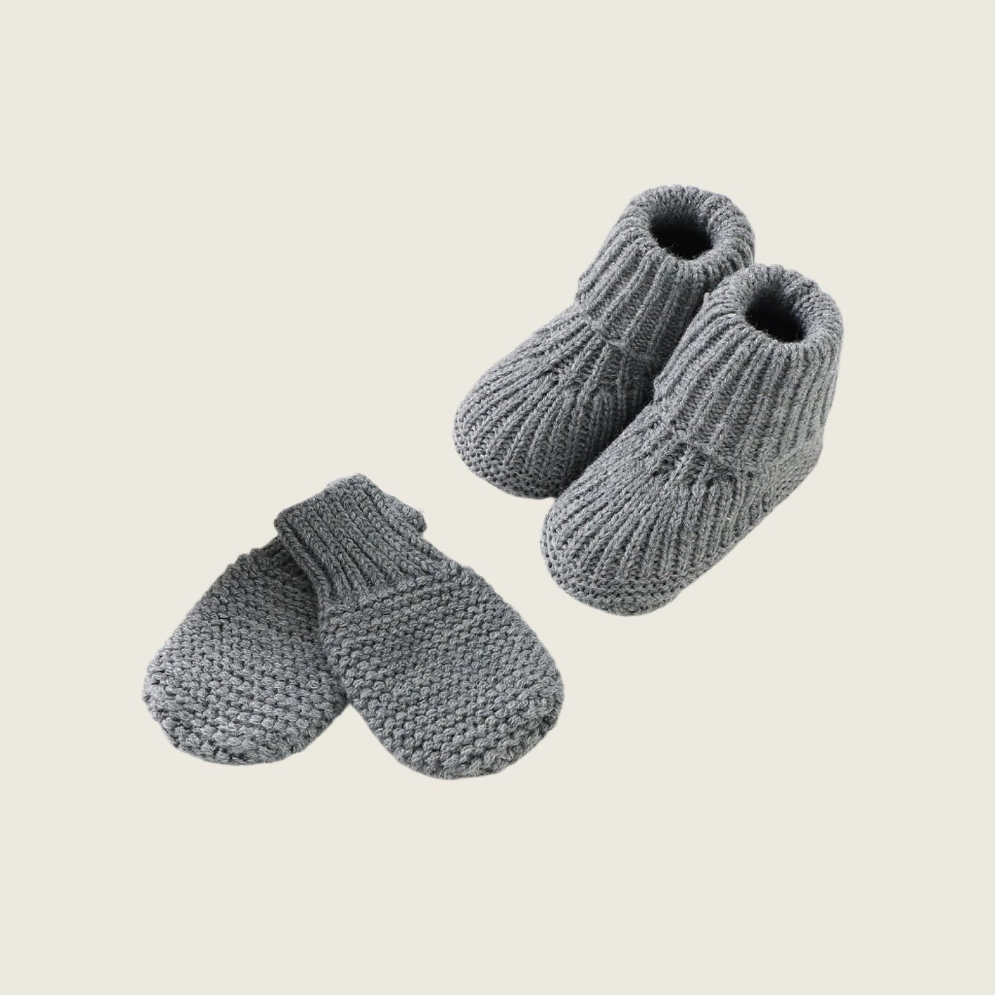 New York Knitted Boot and Glove Set